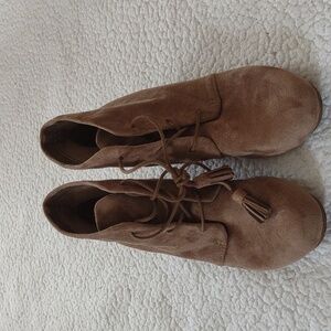 Dr Scholl's Dakota Faux Suede Booties Size 9.5